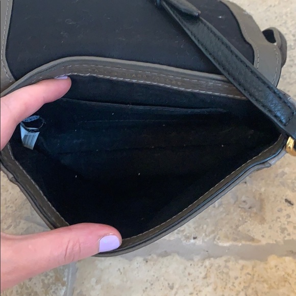 Marc Jacobs two tone crossbody - Picture 3 of 8